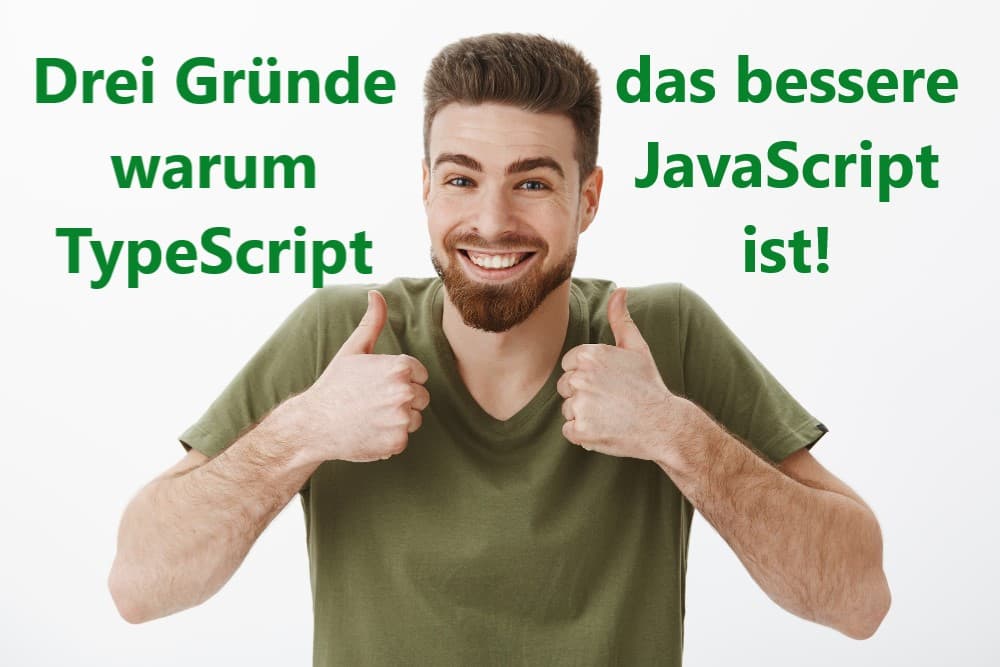 Ein Mann grinst und gibt zwei Daumen hoch.